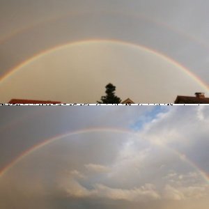 Sonnenstrahlen treffen Regentropfen