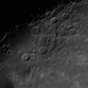 Mond2a.jpg