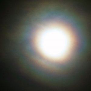 Farbige Wolken im Mondlicht 1.jpg