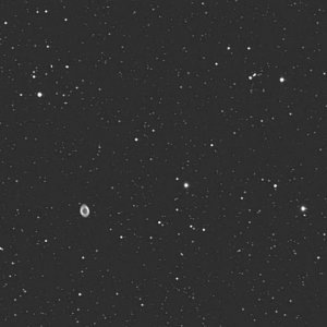 M57 mit Zentralstern s/w mit Watec 120n+