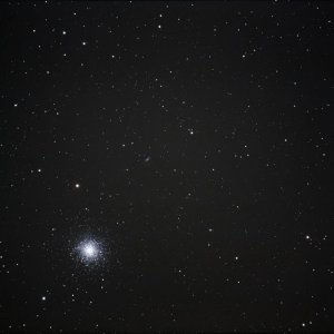 M13 mit n bischen NGC 6207