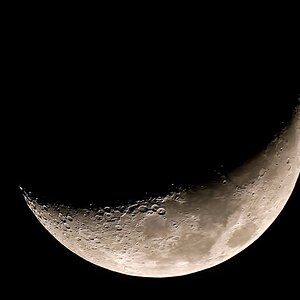Mond vom 10.03.2011