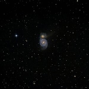 M 51 mit einigen Nachbargalaxien