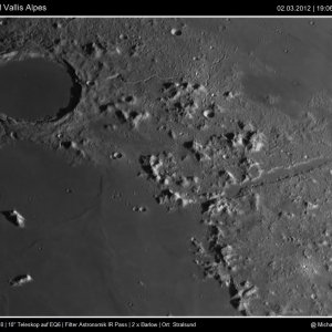 Plato und Vallis Alpes