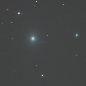 M87 mit Jet?