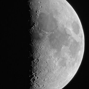 Mond mit Teleobjektiv bei 1120mm