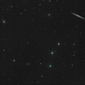 DSLR: NGC 5907 und Freunde