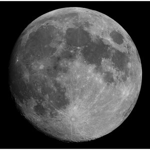 Fast Vollmond mit starker Libration