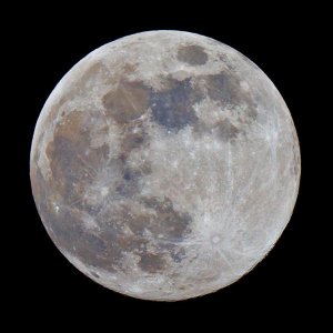 Vollmond in Farbe