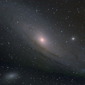 Und wieder ein Anfänger mit M31
