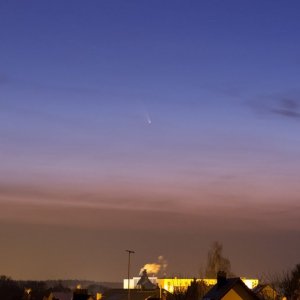 3x2s_ISO1600_70mm_2,8_NEX5_Panstarrs2011.jpg