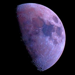 Mond in Canon-Farbe am 19.04.2013
