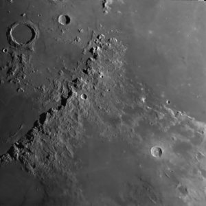 Mond_18.5.13_22_36_f4.jpg