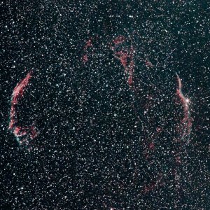 Cirrus_UHCE_90x2min_200f3p5_s-.jpg