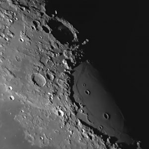 Crisium_ 01_33mp30_f2.jpg
