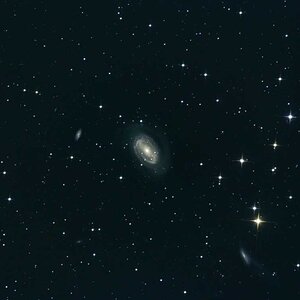 NGC4725