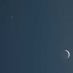 Mondsichel bei Venus