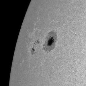 AR12529 am 09.April 2016