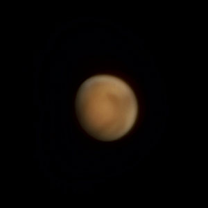 Abnehmender Mars am Abendhimmel