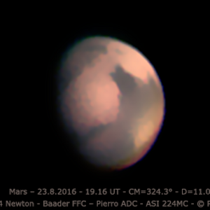 Mars am 23.8.2016 knapp über dem Horizont