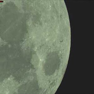 ISS MOND.jpg