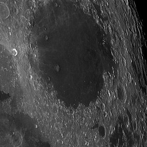 Moon_144304_1.jpg