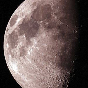 Mond 21.4.2021.jpg