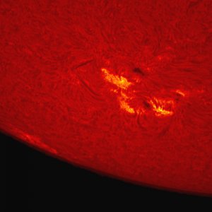 AR 2887 im H-Alphalicht am 2021-10-24 um 12-20 MESZ    forum.jpg