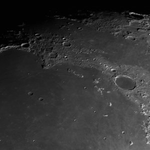 2022-01-13-1933_9-R-Moon.jpg