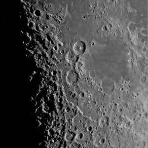 Mond - Blow up mit Telezoom  (2023-04-26 21:42)