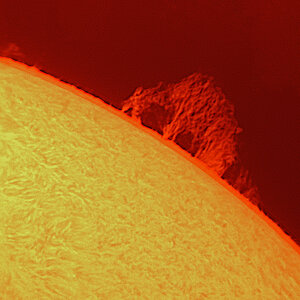 Protuberanz am 19-05-23 um 12-56 MESZ Bresser-PST-Umbau.jpg