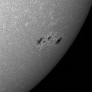 2023-06-03-1458_9-MF-L-Sun_ZWO ASI120MM-S_Gain=33_Exposure=.2ms_Gamma=50(off)_pss_f100_p10_b48...jpg