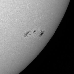 2023-06-03-1517_9-MF-L-Sun_ZWO ASI120MM-S_Gain=8_Exposure=.1ms_Gamma=14(off)_pss_f100_p10_b48_...jpg