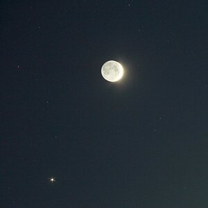 Mond, Jupiter, Uranus, Komet Pons und Iridium Flare