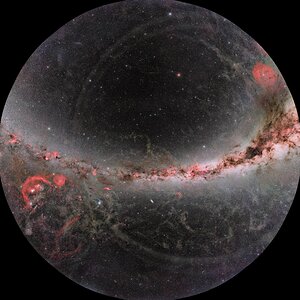 212° Panorama der  Region um den Polarstern in RGB