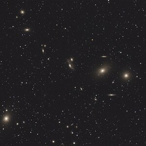 Messier 86 in der markarjanschen Kette