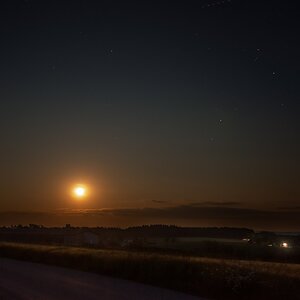 Mond trifft Skorpion