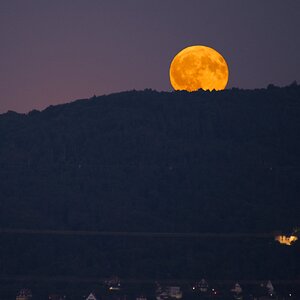 Vollmond über der Bergstraße