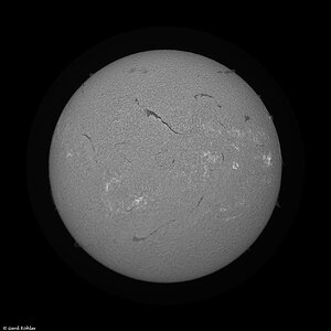 Die Sonne in der H-alpha Linie.