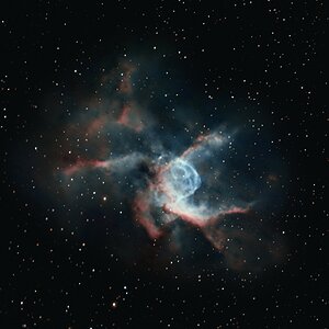 NGC_2359_872_Fits_a_20s_ISO_1000_Antila_Triband_SQM_18.8_Bortle_9 Kopie.jpg