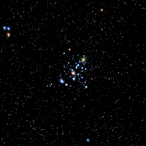 M_103_483x8s_ISO_500n_Antila_Triband_SQM_19.0_Bortle_8 Kopie.png