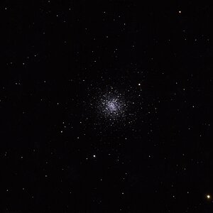 Messier_33_425x10s_ISO_500_Antilla_Triband_SQM_19.6_Bortle_7 Kopie.jpg
