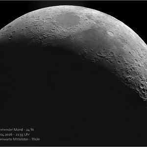 Panorama zunehmender Mond
