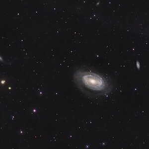 NGC 4725