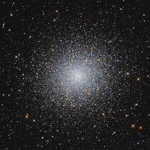 Der Kugelsternhaufen Messier 13