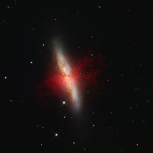 Messier_82.jpg
