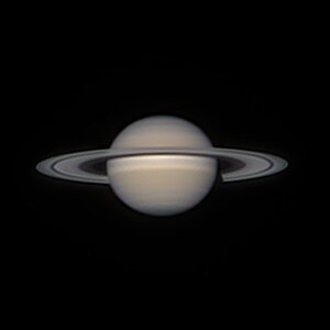 Saturn_230826_021642 mit 4 Monden