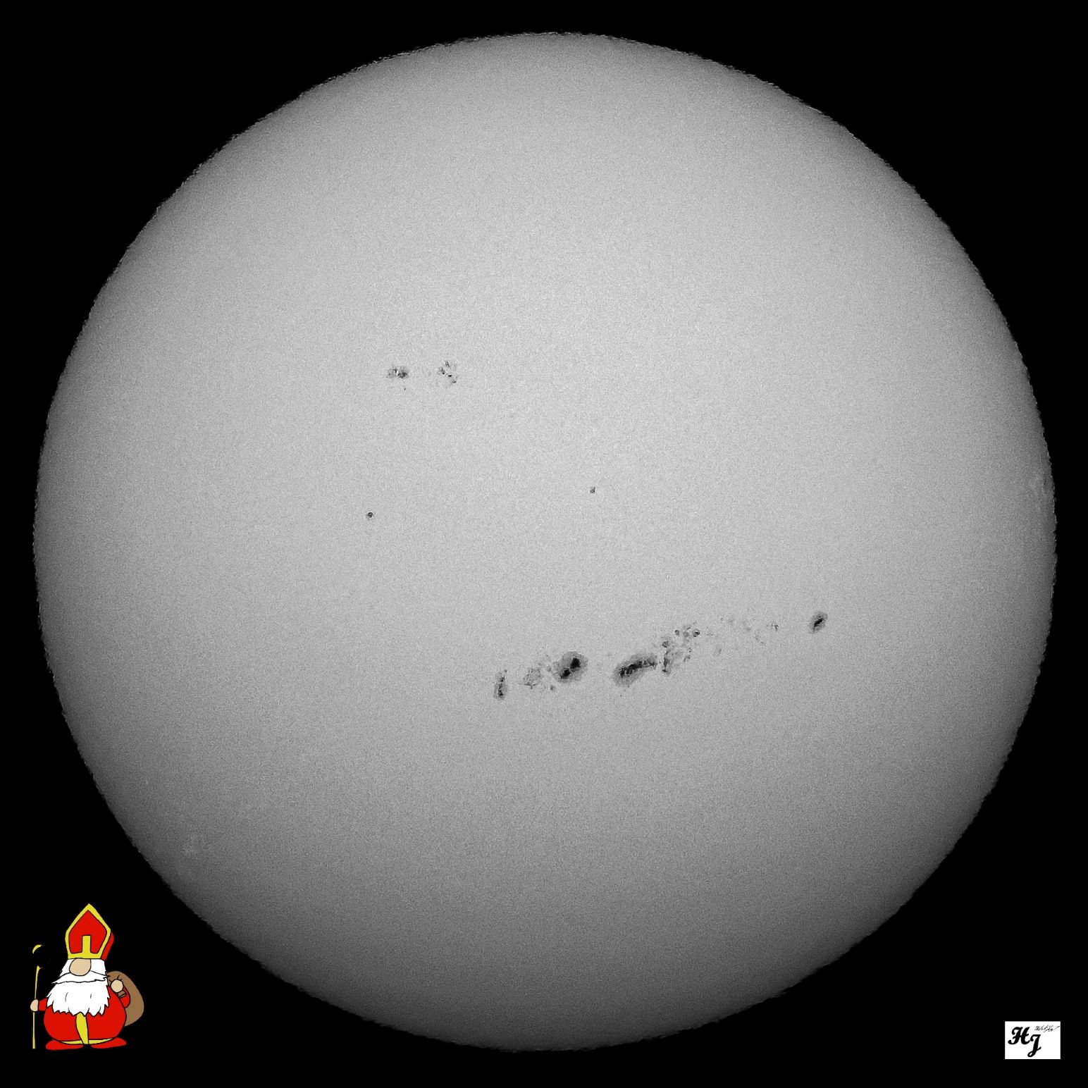 100-7042  MF AE 06122025 1141 UTC.jpg