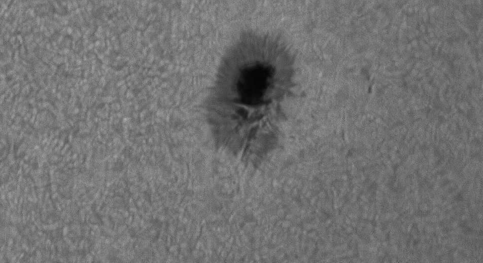12_13_32_g3_ap3526_processed_registax6_small.jpg
