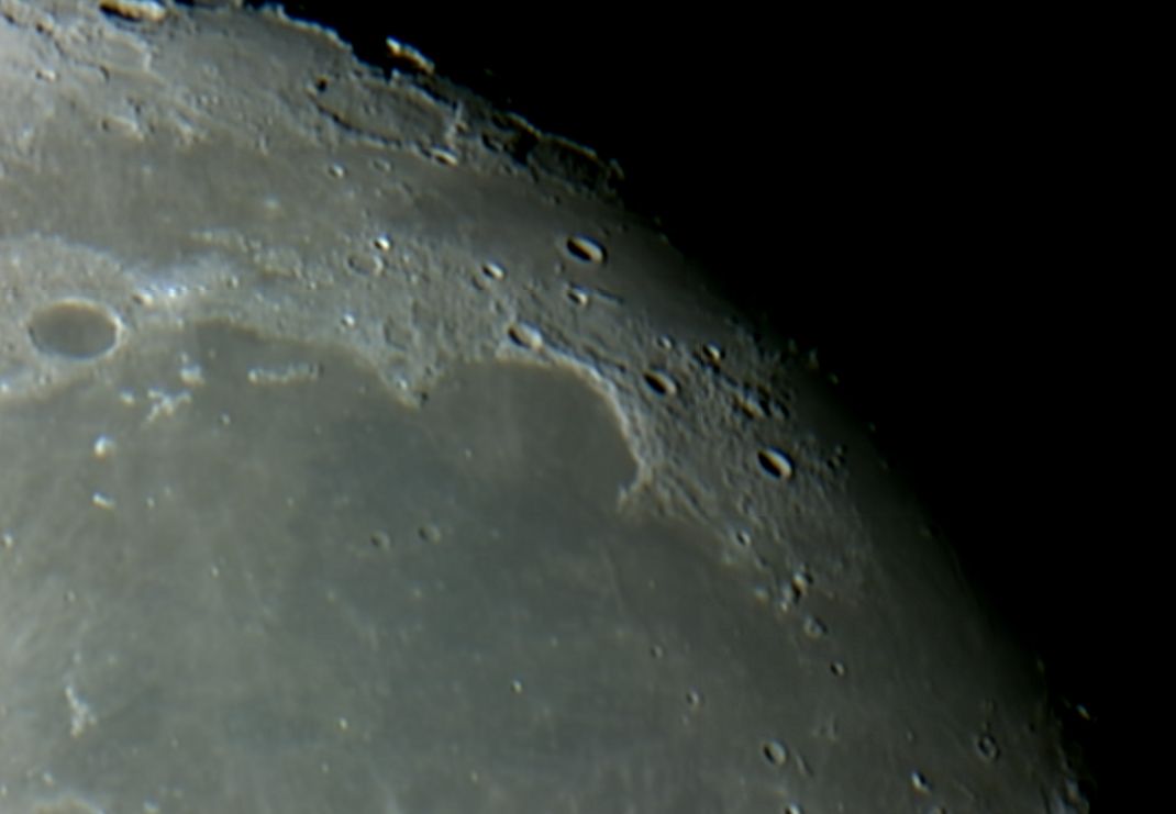 2009-08-02 Plato+Sinus Iridum original 2.jpg
